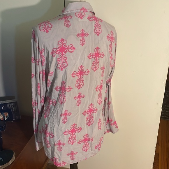 Cowgirl Hardware Pink Cross Printed Snap Up Blouse - Picture 3 of 7
